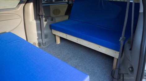 Dodge Grand Caravan Ausbau zum SleeperVan CamperVan