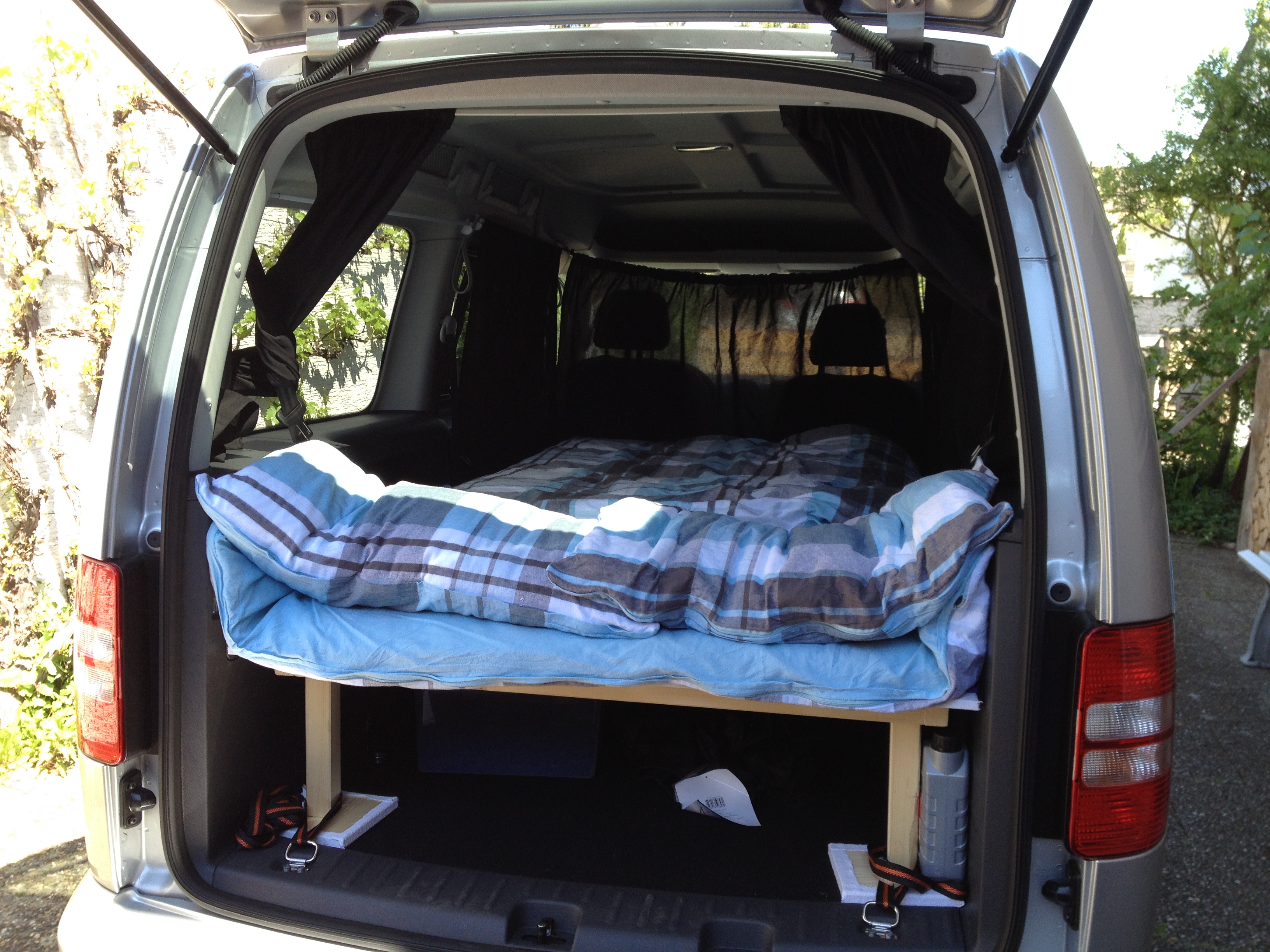 VW Caddy Camper ausbauen